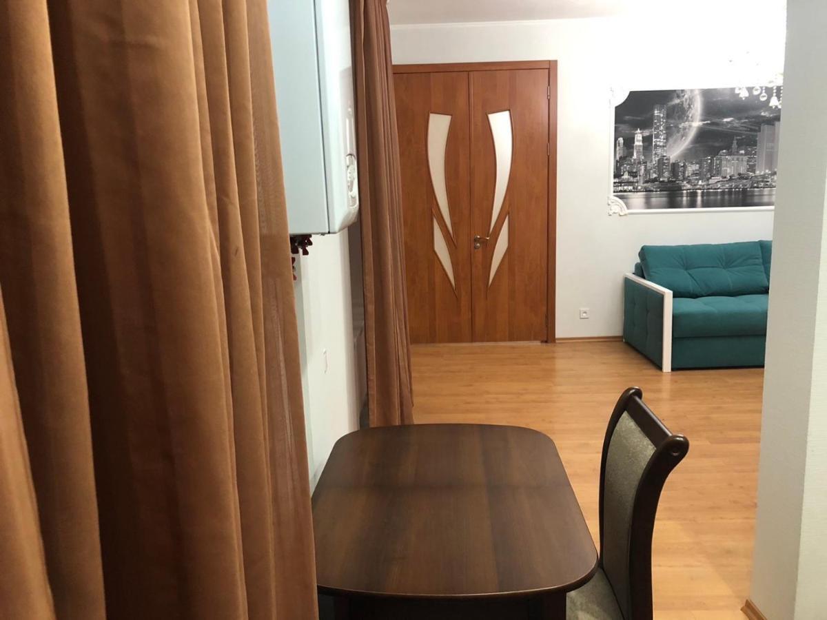 Апартаменты Центральный Район Dnjepropetovsk Buitenkant foto